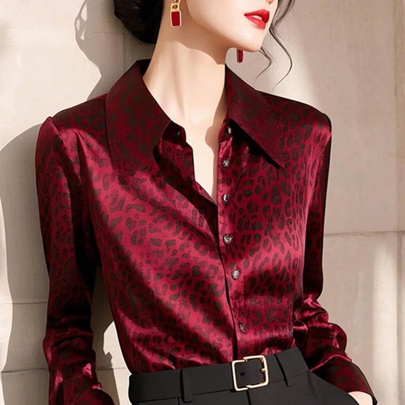 2025年春秋新作 プリント柄 ターン ダウンカラー 長袖シャツ レディース おしゃれ レオパード柄ボタン ブラウス 女性用トップス