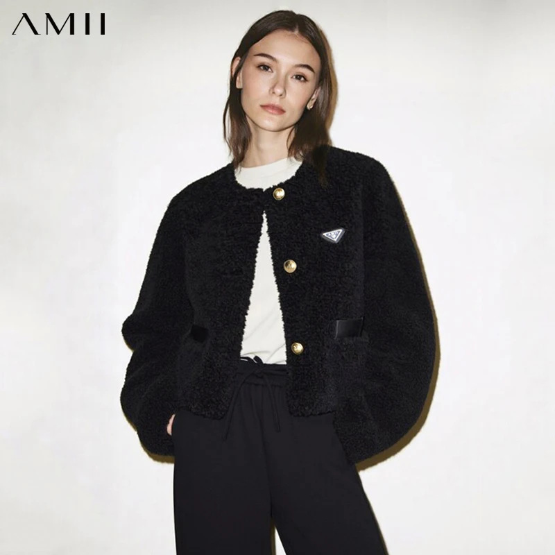 AMII Women's Coat 2026 Winter New Short Warm Loose Versatile Wool Jacket Women Casual Elegant O-Neck Long Sleeves Coats 12524010