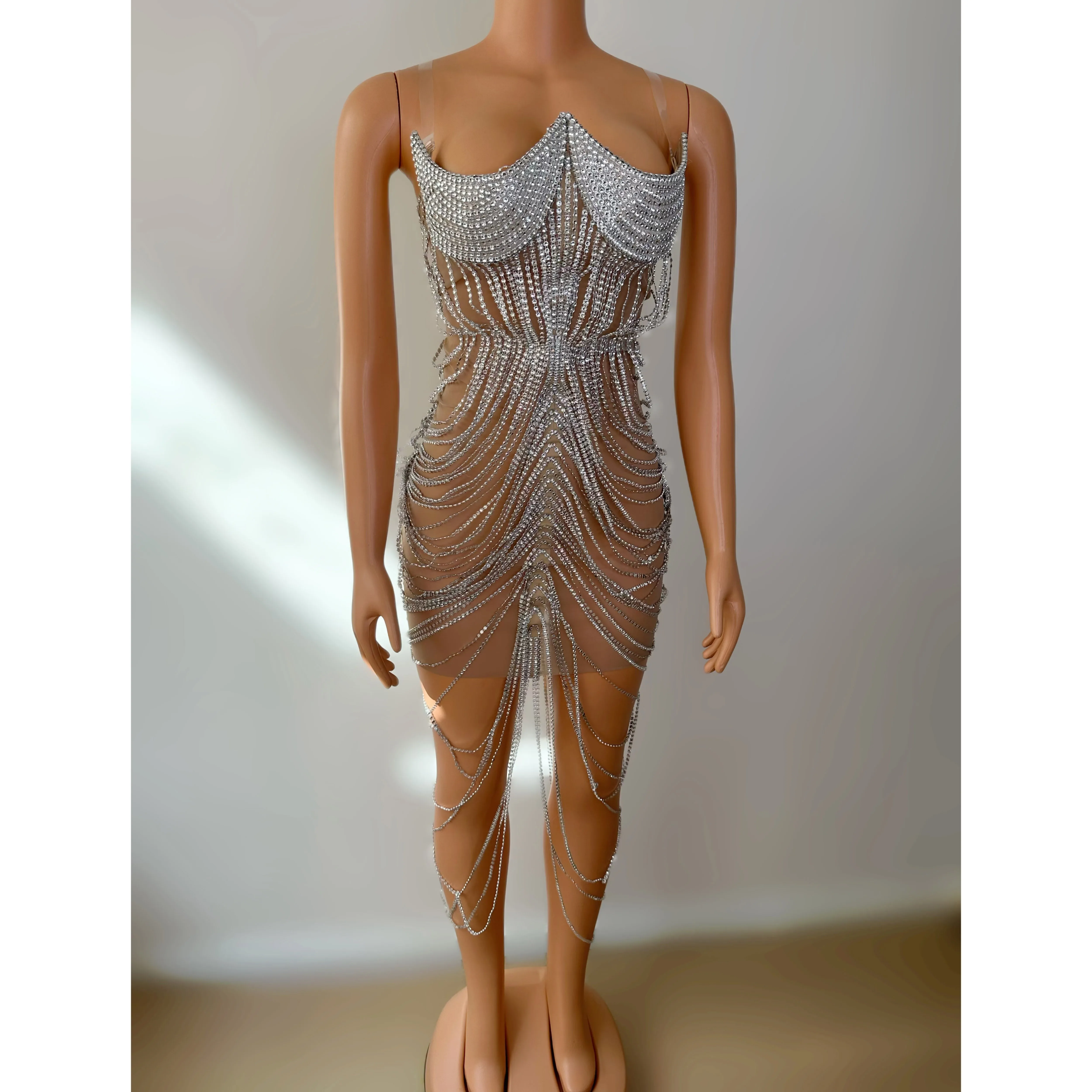 2025 Zilverachtige Kwasten Sexy Jurken Vrouwen Gogo Dansen Kostuum Festival Party Rave Outfits Luxe Nachtclub Prestaties Kleding yk