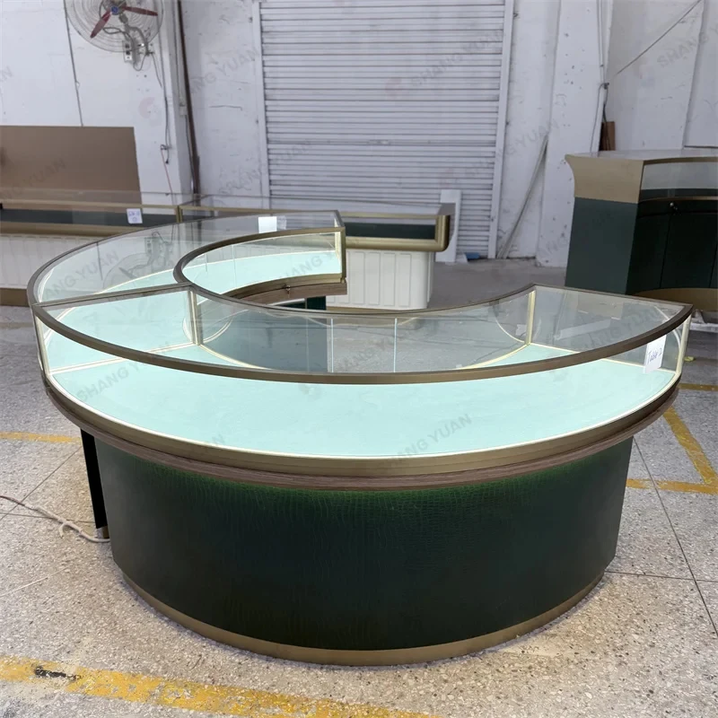 custom.Luxury Semi Circular Glass Gold Trim Green Base Jewelry Showcase Display Shopping Mall Showroom Shangyuan Factory