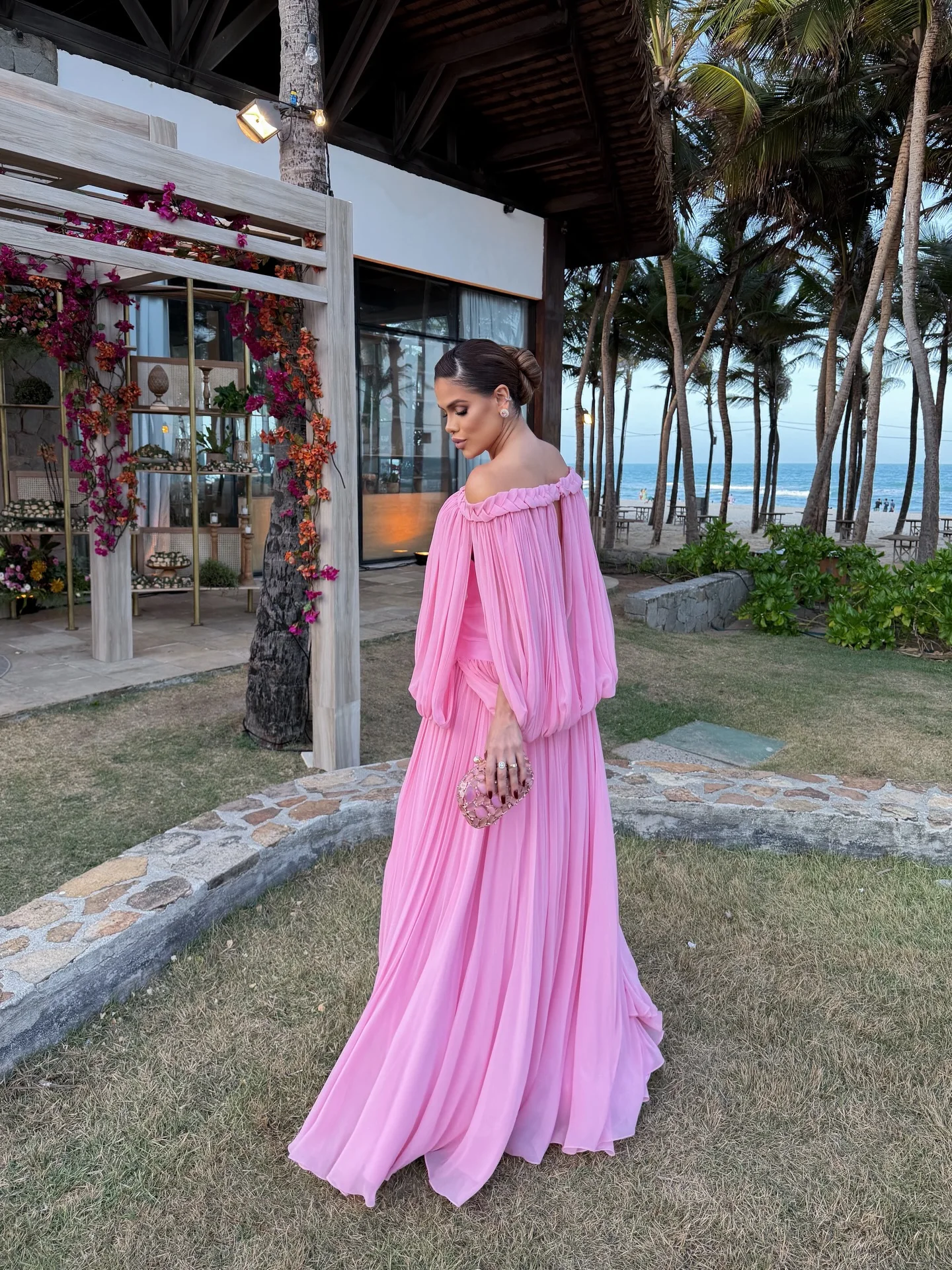 Robe de soirée plissée en mousseline de soie rose, épaules dénudées, robe de soirée de plage, printemps 2026