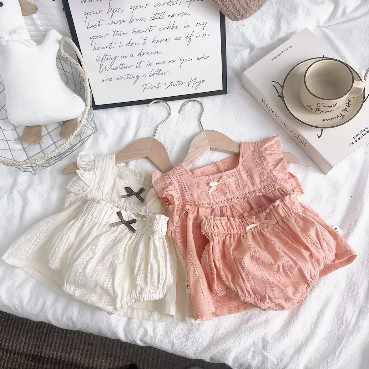 

2025 Summer New Baby Girl Sleeveless Clothes Set Infant Girl Fly Sleeveless Shirts + Pp Pants 2pcs Suit Toddler Princess Outfits