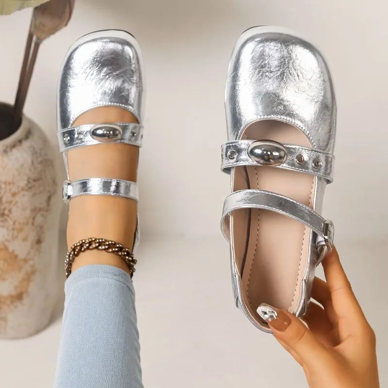 

2026 New Simple Style Solid Metal Decor Women's Flats and Loafers Fashion Round Toe Soft Sole Casual Woman Shoes Балетки Женские