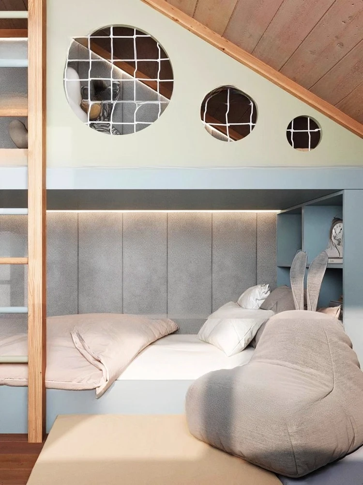 مسرح غرفة الأطفال، طابقين علوي، سقف منحدر، خشب متين، عالي ومنخفض، مع تسلق