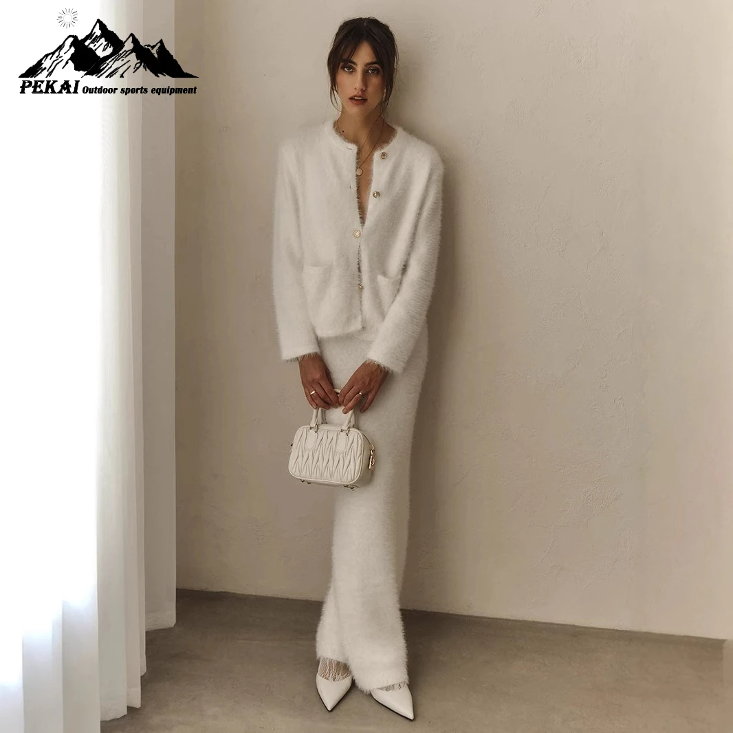 

Плюшевая юбка средней длины с длинными рукавами для Европы и Америки, осень-зима 2025 года, новый однобортный кардиган, комплект юбки средней длины