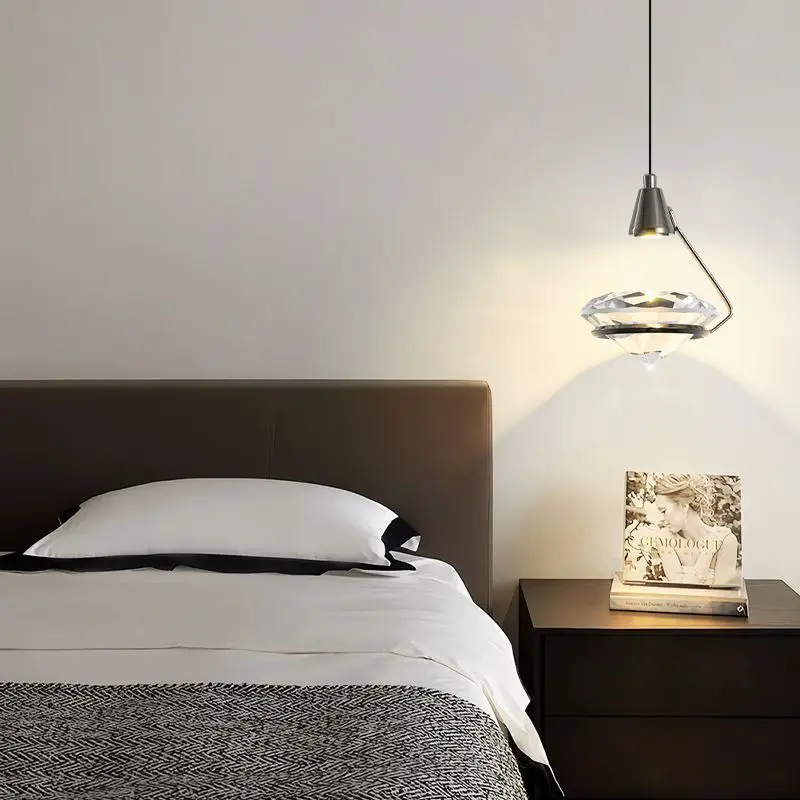 ثريات كريستال جديدة راقية لغرف النوم، بجانب السرير، والممر، والمكاتب الأمامية، والحانات، والبهو، والممرات، وغرف الطعام. سيم