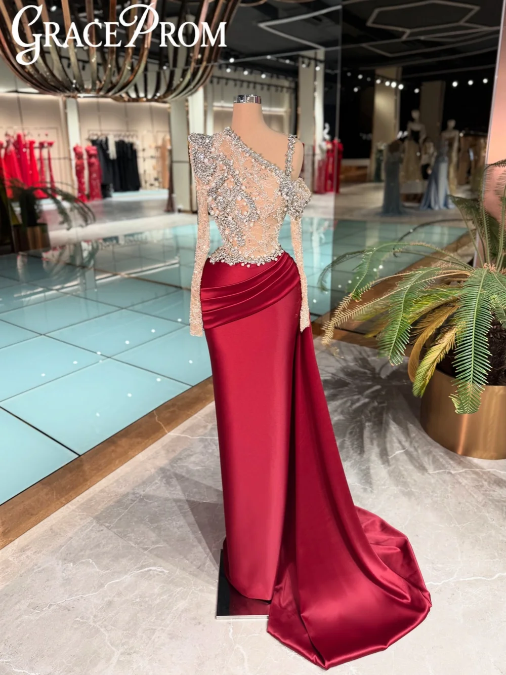 

Gorgeous Shinny Crystal Evening Dress Formal Pleated Satin Long Wedding Party Gowns Customized Stunning Lace Banquet Gowns