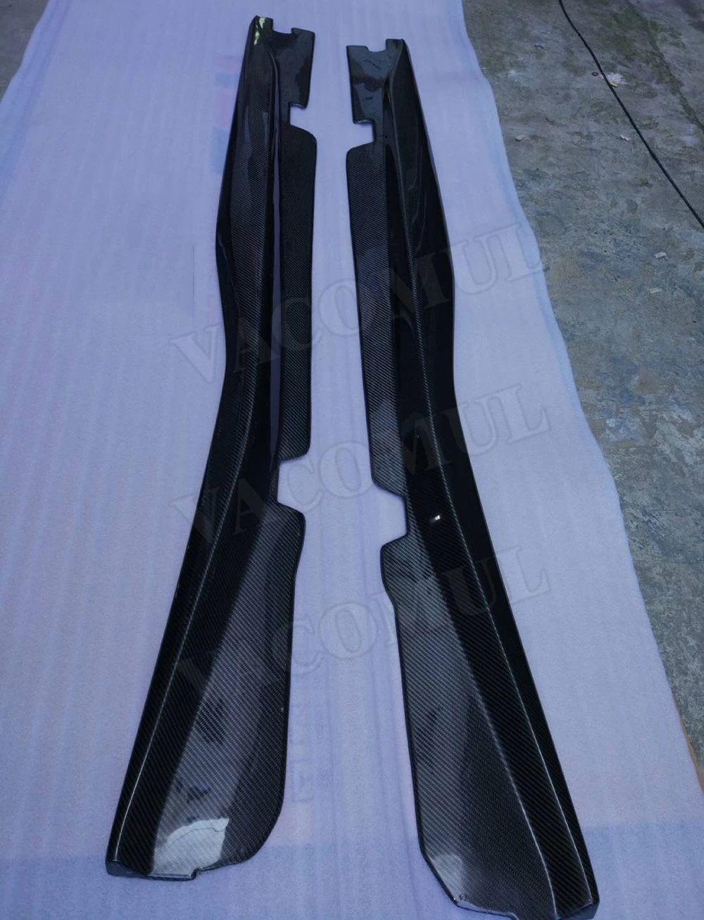 

Carbon Fiber Car Racing Side Skirts Apron Body Kits fit for Chevrolet Corvette C7 2012 2013 2014 2015 2016 2017 Car Styling