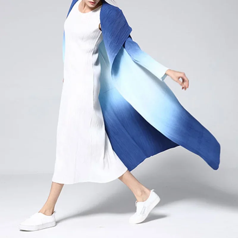 

Women's Cardigan Lapel Full Sleeve Casual Summer New 2025 Loose Trench Coat Fashion Pleated Colour Blocking Long Trench Coat