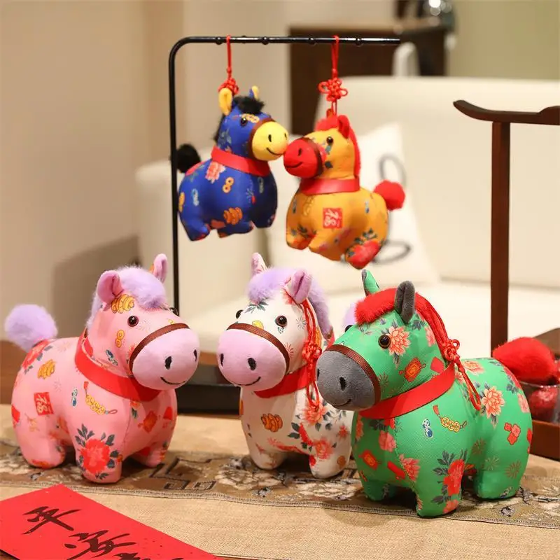 Xm1pc Borsa appesa Zaino Fascino Regalo di Capodanno Anno del cavallo Bambola mascotte Lucky Pony Cavallo Peluche Bambola Giocattolo Portachiavi Ciondolo