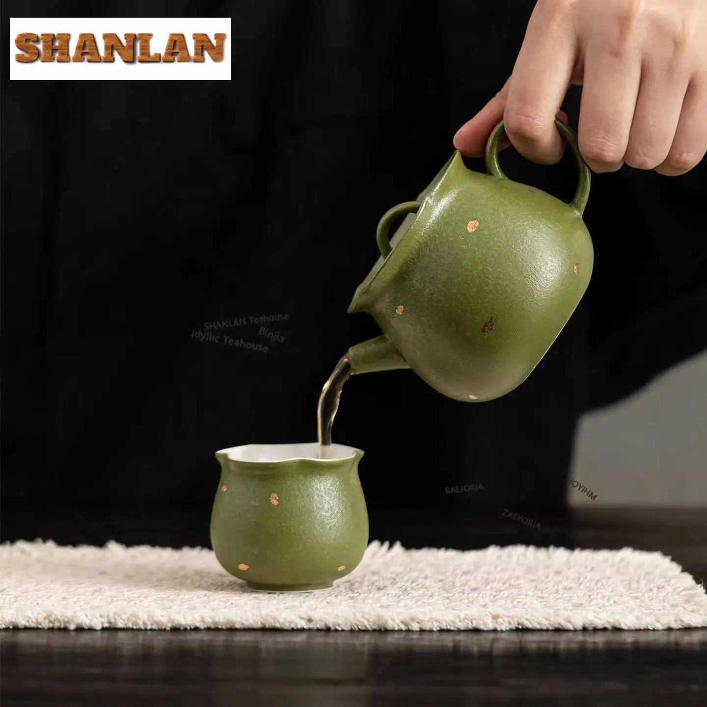 180ml Green Glaze Sprinkle Gold Fancy Top Teapot Handmade Tea Infuser Pot Tea Maker Kettle With Filter Dahongpao Cha Ornaments
