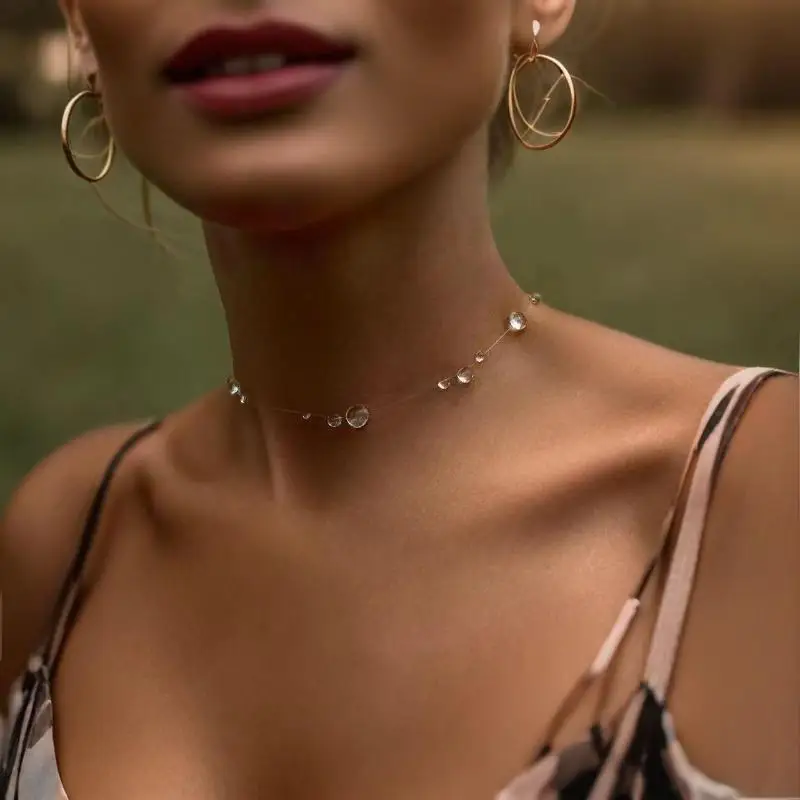 Resin Water Drop Pendant Necklace Handmade Clear Dewdrop Jewelry for Elegant Style Suitable for Work or Casual Outings