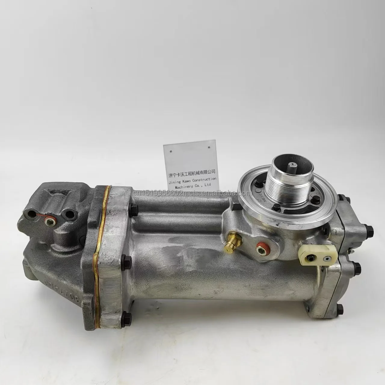 

Shantui SD22 and SD32 Bulldozer Engine Oil Cooler Assembly 4061462 3052210 3053393