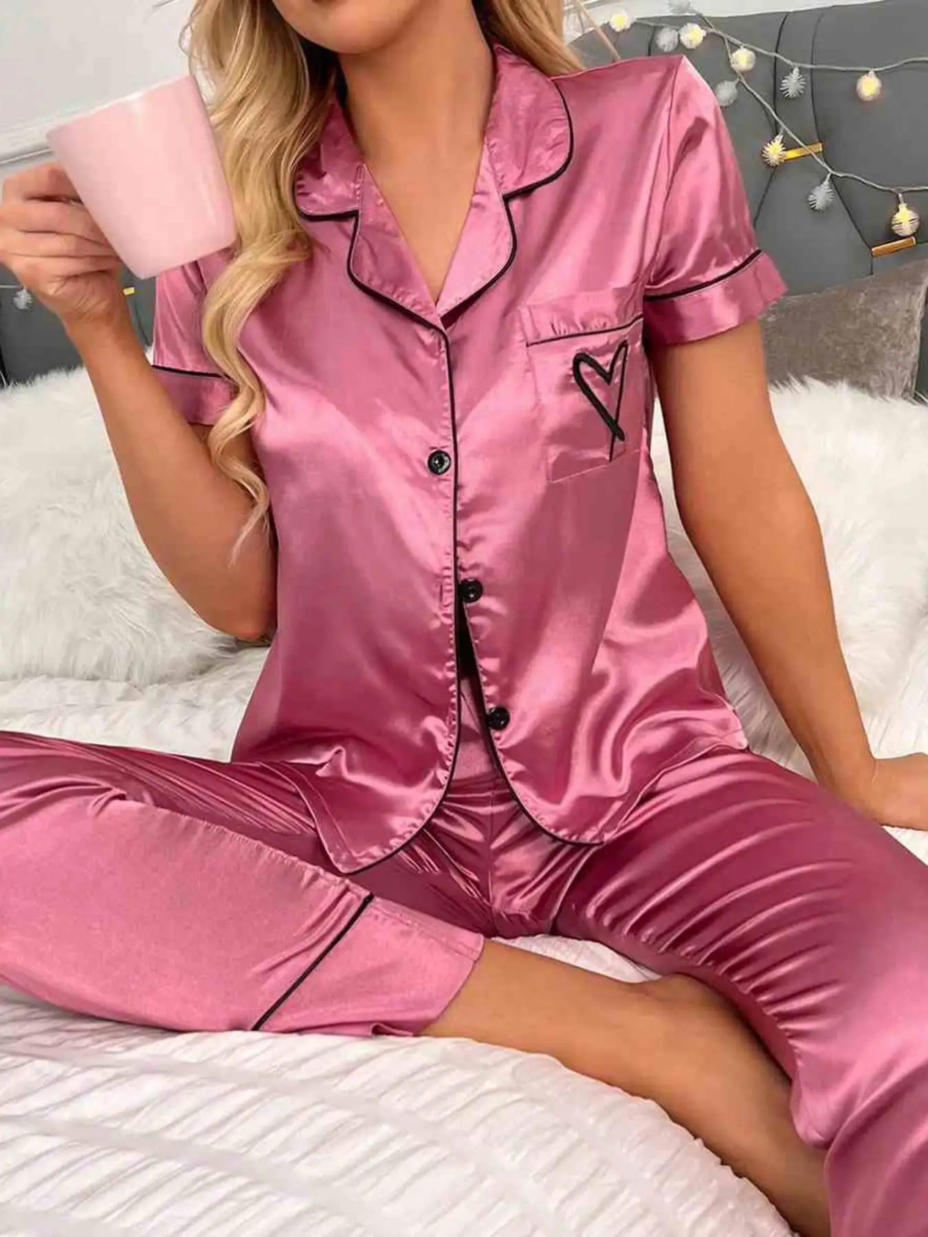 

Women's Solid Button Front Pajama Two-Piece Set, Comfort Pj Set, Short Sleeve Lapel Neck Top & Shorts Pj Set, Women's Sleepwear