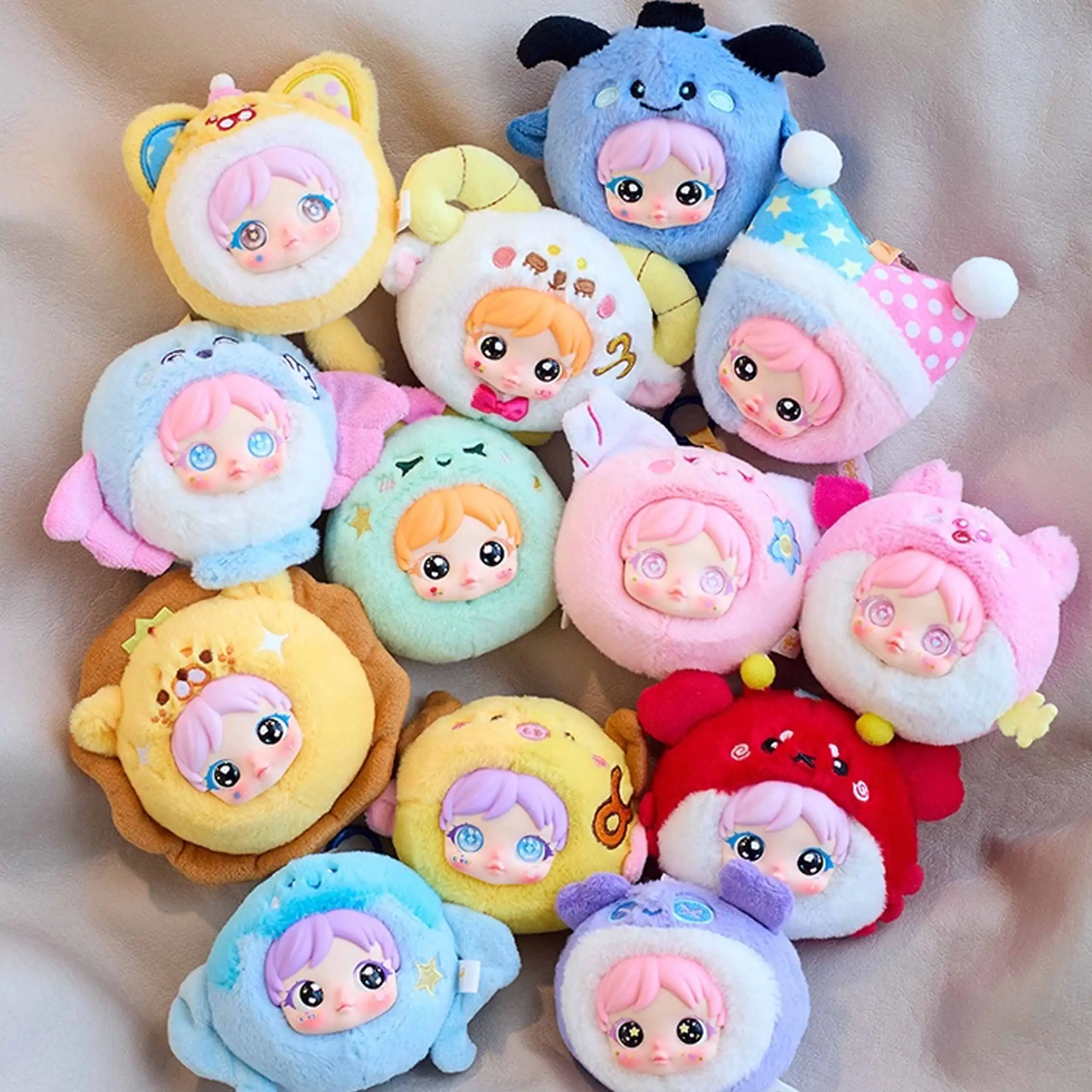 

Amy Mini Twelve Constellations Blind Box Toys Backpack Cute Pendant Eyes Can Turn Exquisite Ornament Mystery Box Surprise Gifts