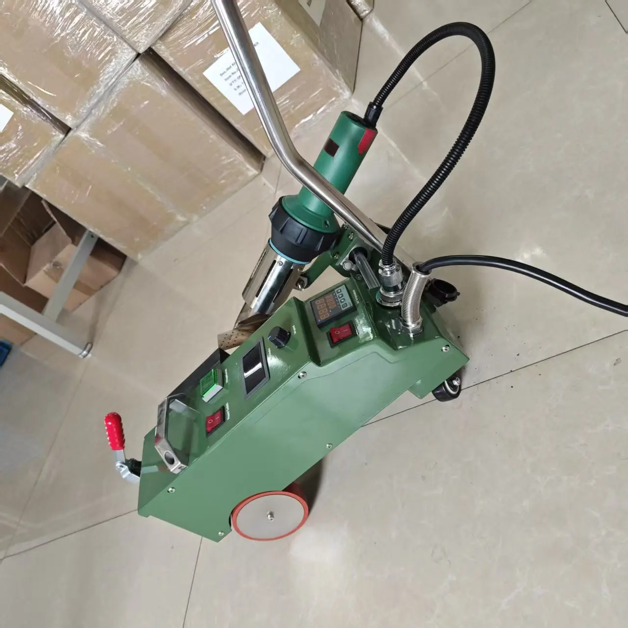 4500W TPO Roof Waterproofing Membrane Hot Air Automatic Welding Machine Crawling Welding Machine for Roofing Applications