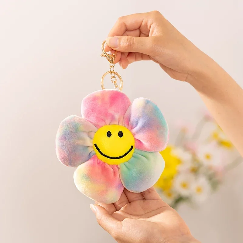 Cartoon Smiling Face Flower Keychain Pendant Cute Plush Bag Key Ring Pendant Creative Bag Decoration Accessories Couple Gifts