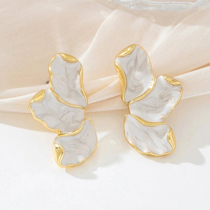 Metal Flower Enamel Stud Earrings for Women Drip Oil Fashion Gold Color Side Irregular Earrings Heavy Design Statement Jewelry