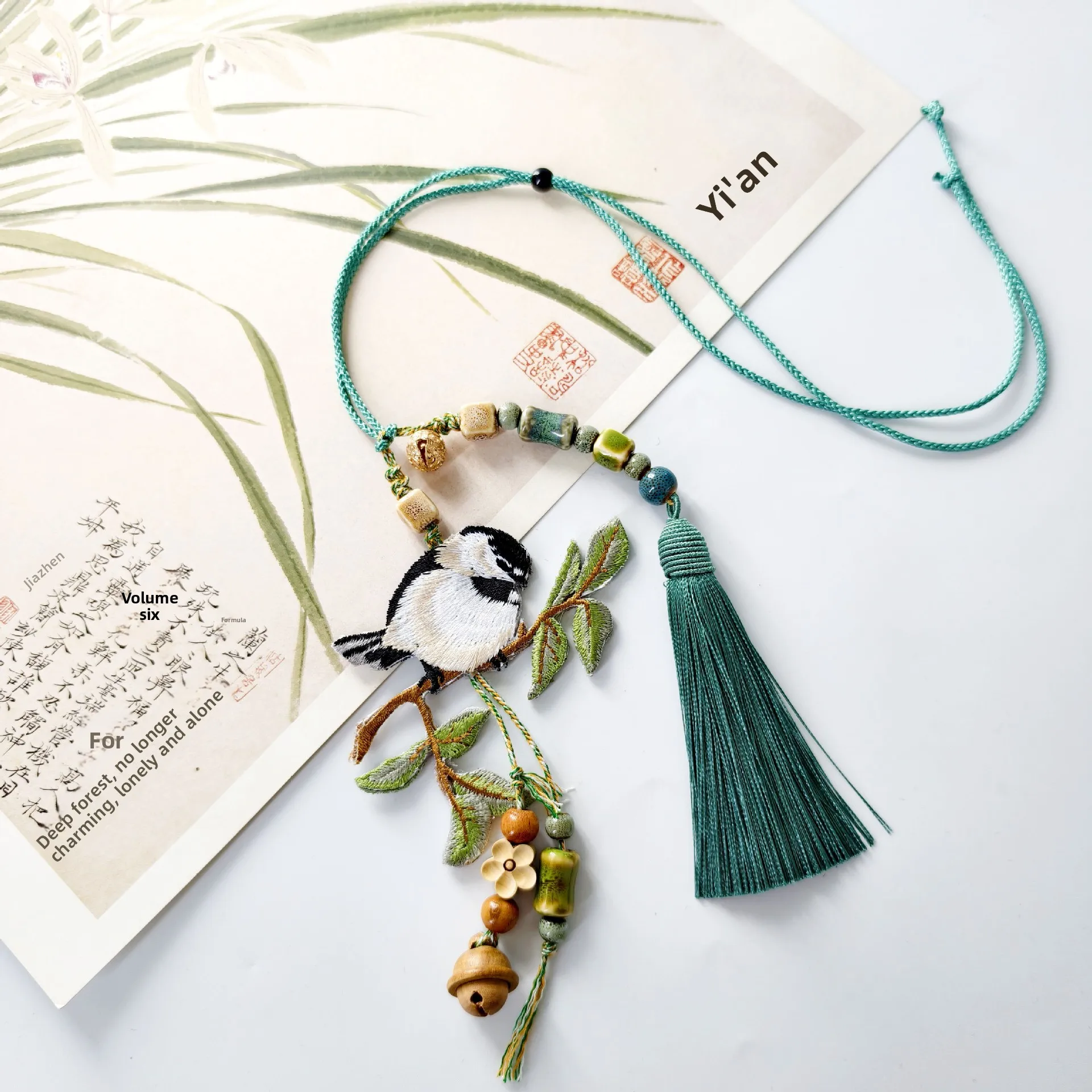 Traditional Chinese Style Lucky Double Sided Embroidered Bird Pendant Retro Tassel Bag Charm Hanfu Accessory Auspicious Blessing