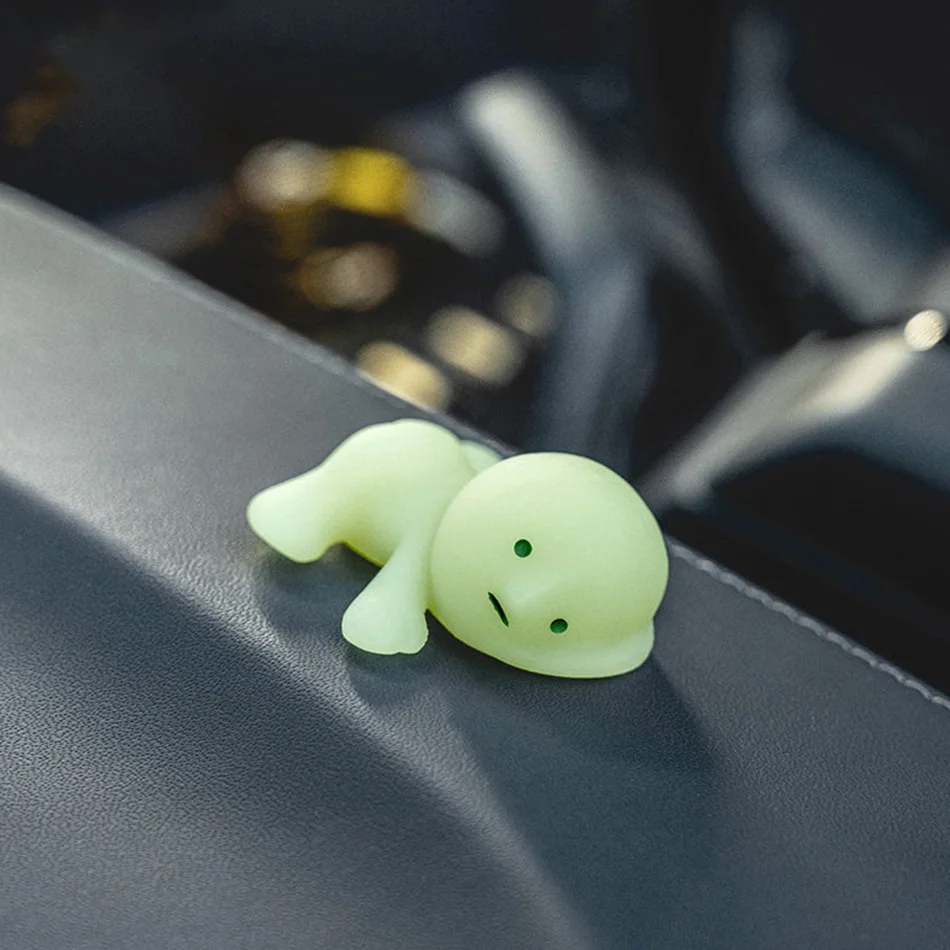 暗闇で光るミニフィギュア ブラインドボックスシリーズ デコレ - Phone Accessories Sonny Angel のレビューと価格