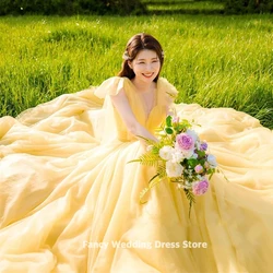 Fancy Princess Yellow A Line Wedding Dress Korea Photo Shoot V Neck Sleeveless Bridal Gown Soft Tulle Bridal Dresses Corset Back