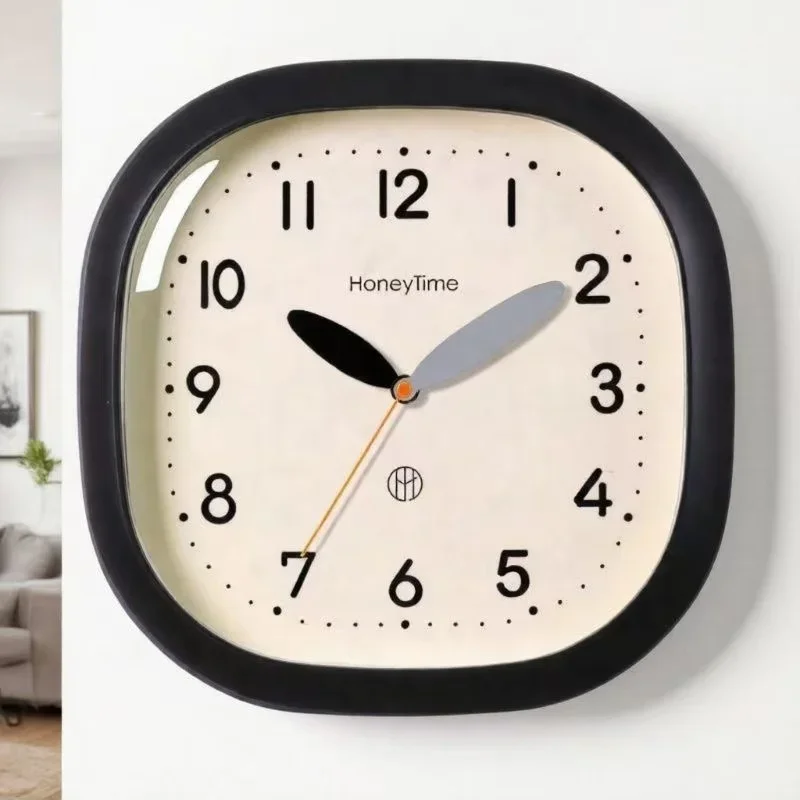 Simple Wall Clock Creative Home Wall Decoration Silent Clock Modern Style Living Room Bedroom Study Fashionable Wall Clock