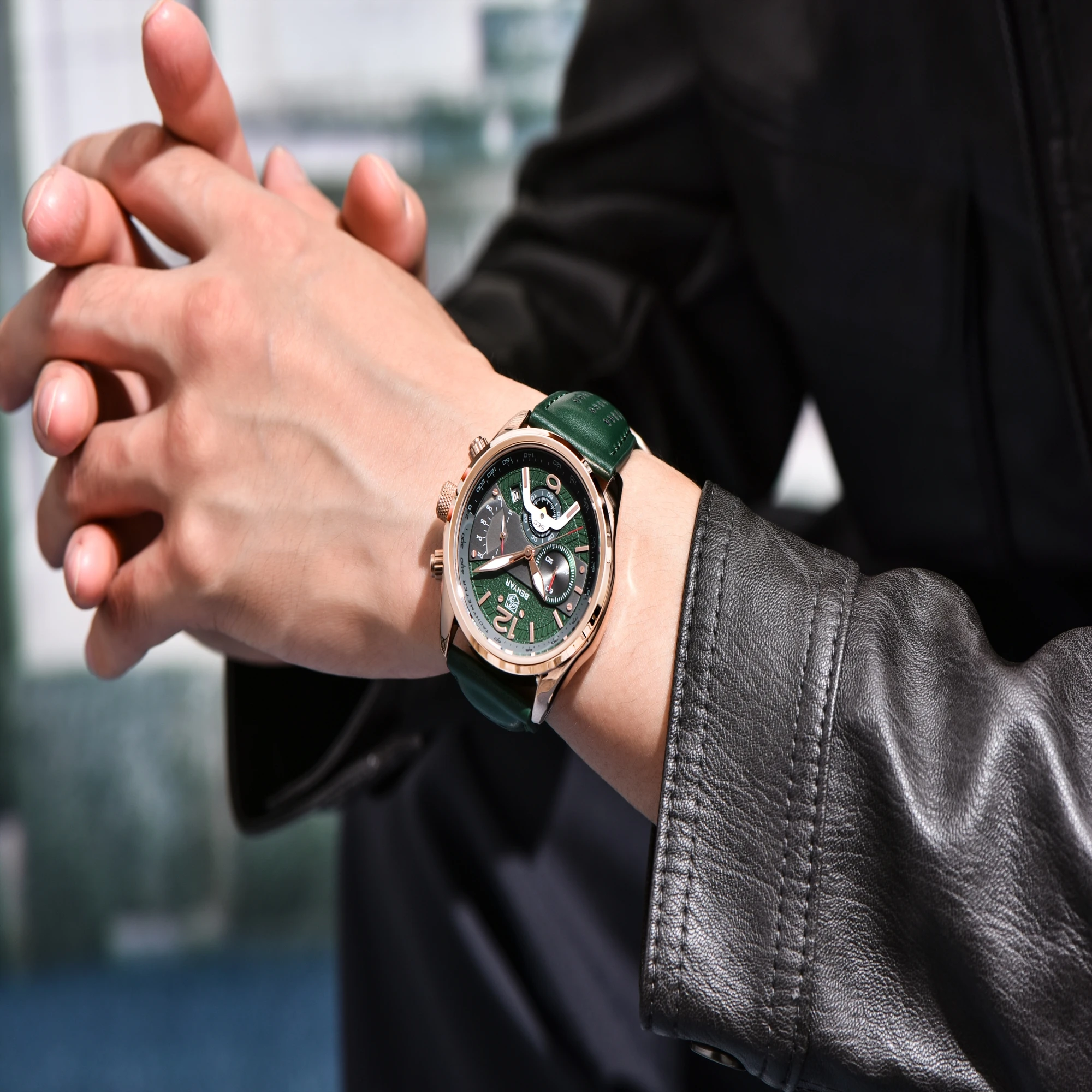 BENYAR 5171 Men's Fashion Quartz Watch with Leather Strap Luminous Calendar Chronograph Sport Military Style Waterproof