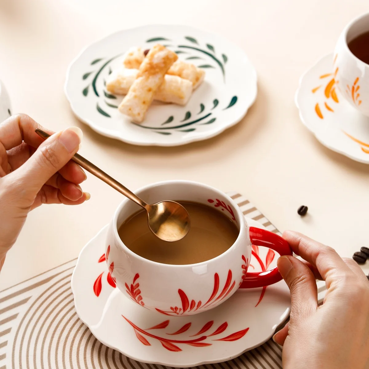 set-di-tazze-da-caffe-in-ceramica-boho-per-coppie-con-cucchiaio--piatto-portasnack-2-in-1-con-sottobicchiere--regalo-adatto-al-microonde