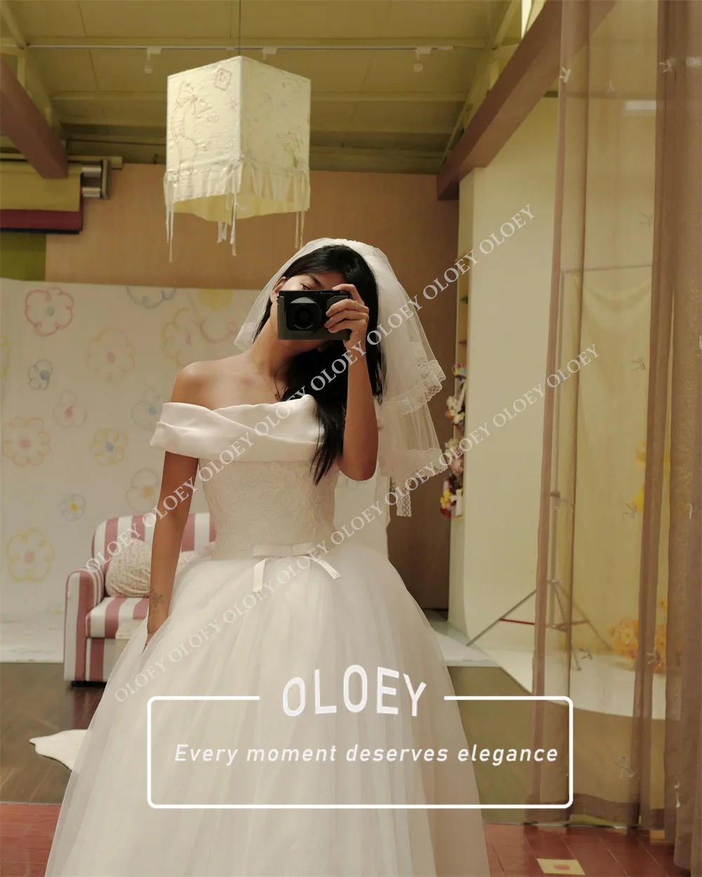 OLOEY Elegant A Line Wedding Dresses Off The Shoulder Lace Bodice Bow Decoration Floor Length Puffy Bridal Gown Customized