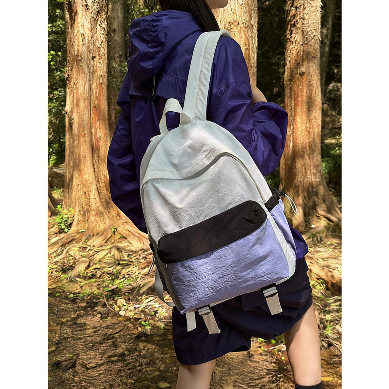 

Small niche design contrasting color backpack for female college students, simple backpack, ultra lightweight outdoor travel hik