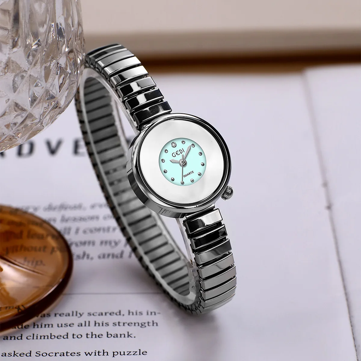 

CQ502 13106 Повседневные и модные женские часы с резинками, студенческие часы, высококачественные и изысканные кварцевые часы.