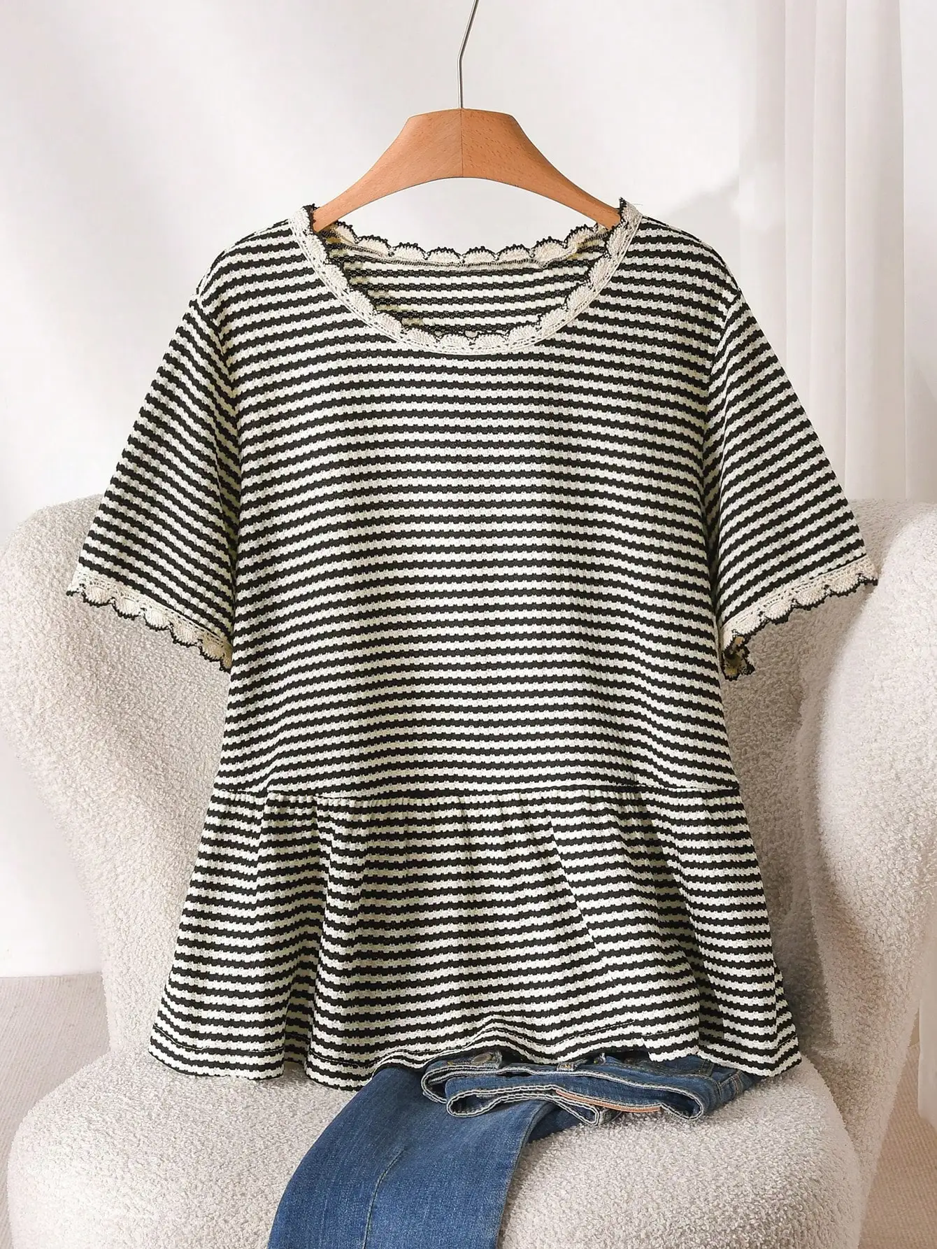 

Женский полосатый топ свободного кроя с коротким рукавом больших размеров для повседневной носки и выходов в свет