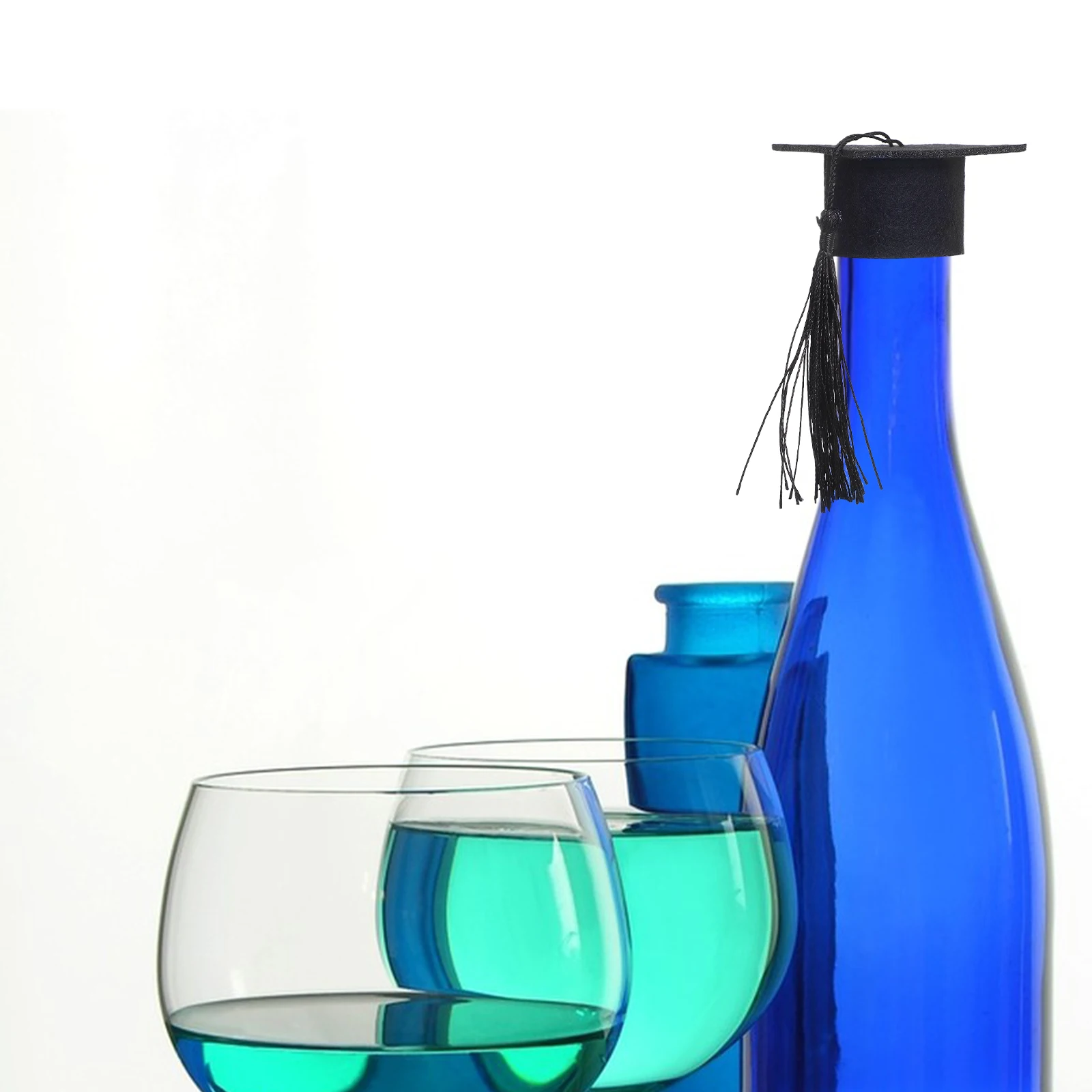 

20Pcs Mini Graduation Hat Bottle Toppers Creative Holiday Decor Non-Fade Deform Resistant Tassel Design Graduation Caps