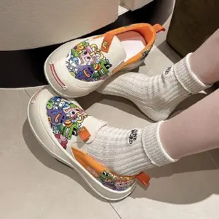 Open smile canvas shoes women 2024 spring summer soft platform lazy slip-on loafers graffiti cloth shoes