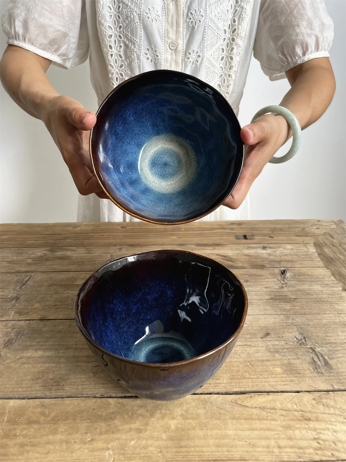 

Creative Cerc Blue aped Bowl Restaurant Sle Small Soup Bowl Salad Diware Porcelain Bowl for Commercial Use
