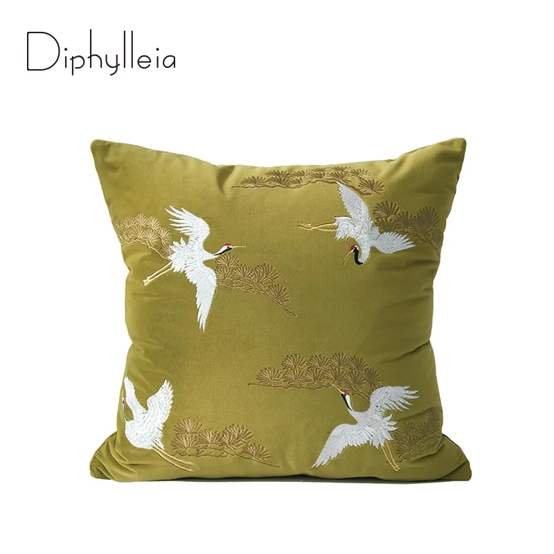 Diphylleia Cranes Embroidered Throw Pillow Case Cushion Covers Flying Bird Retro Green Velvet Linen For Couch Bed Sofa 45x45cm