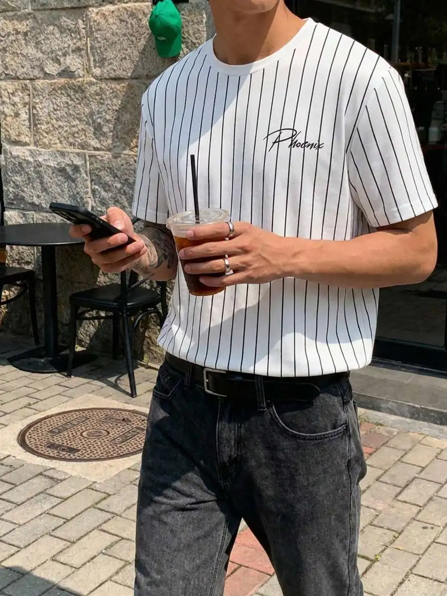 Men's White Black Vertical Stripe Graphic Tee, Casual Streetwear Style