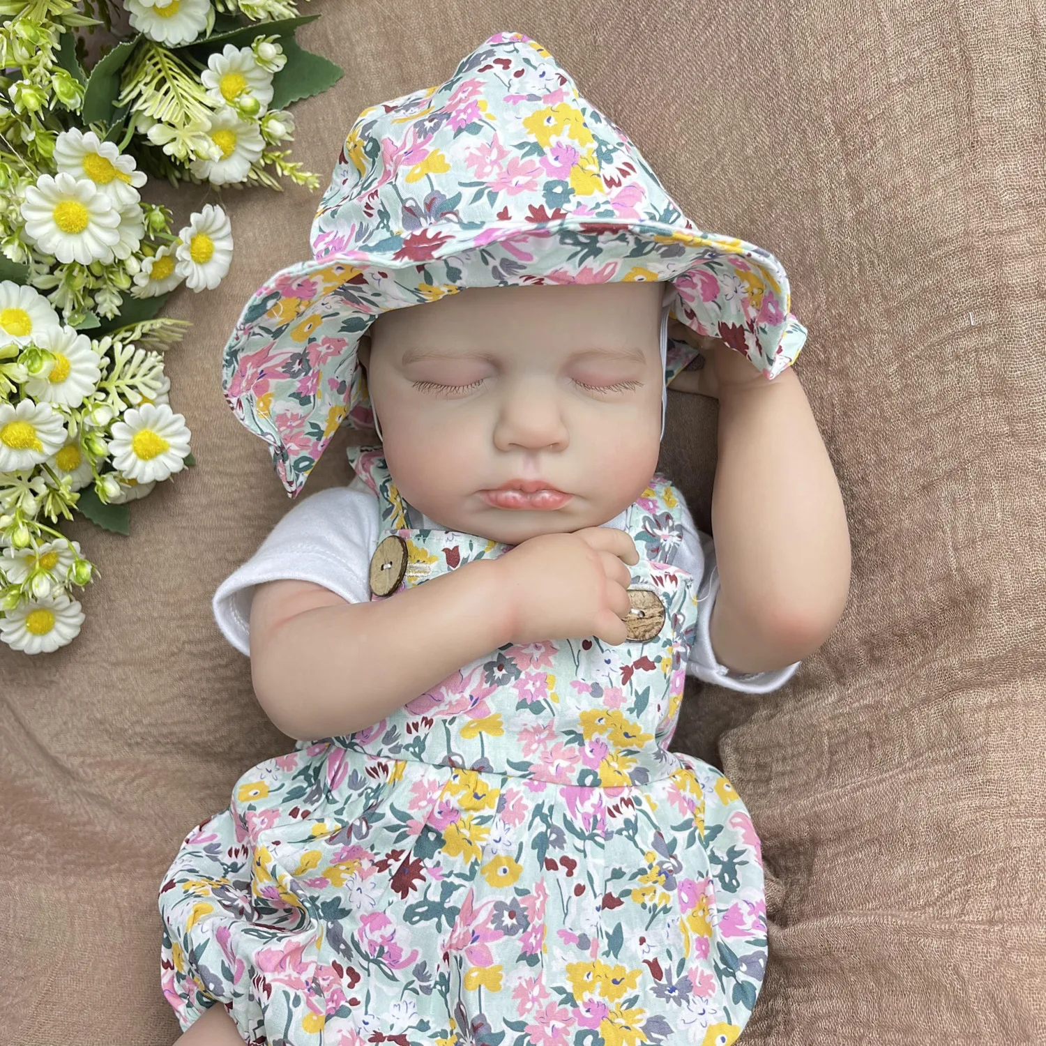 دمية بي زي دول نائمة بطول 19 بوصة (48 سم) بجلد ثلاثي الأبعاد مع عروق مرئية، دمية أطفال واقعية من الفينيل مع أطراف قماشية، هدية عيد ميلاد