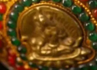 

Old Meteorite Painted Mosaic Gem gZi Beads Conch pattern Turtle Statue Base Green Tara Buddha Conch Worship Hall Town house