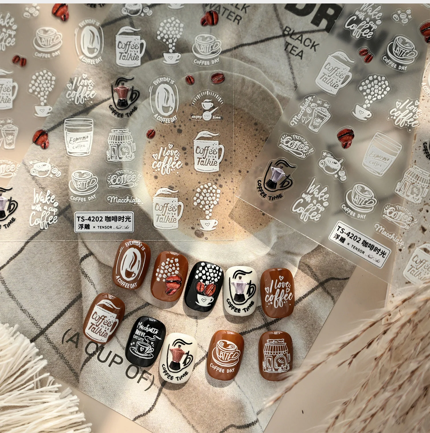 Chicchi di caffè marroni Tazza bianca Stella Bowknot Personaggio Cibo Pane Biscotti Dessert Forchetta Stripe Pizza Nail Art Sticker Decalcomania per manicure