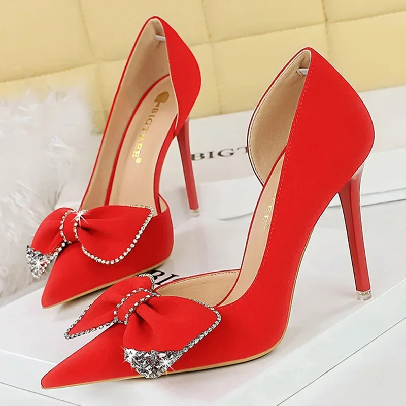 Plus Size Women Sweet 11cm Thin High Heels Party Luxury Pumps Lady Rhinestone Bowknot Red Orange Side Hollow Heels Prom Shoes