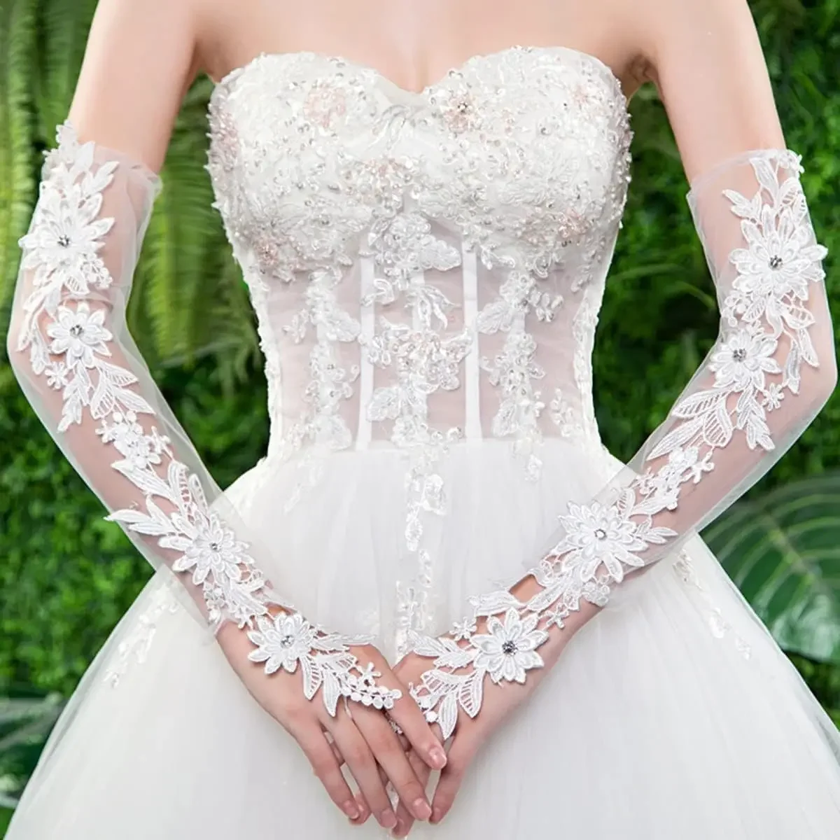 قفازات دانتيل بيضاء للنساء قفازات دانتيل بدون أصابع لحفلات الشاي وحفلات الزفاف