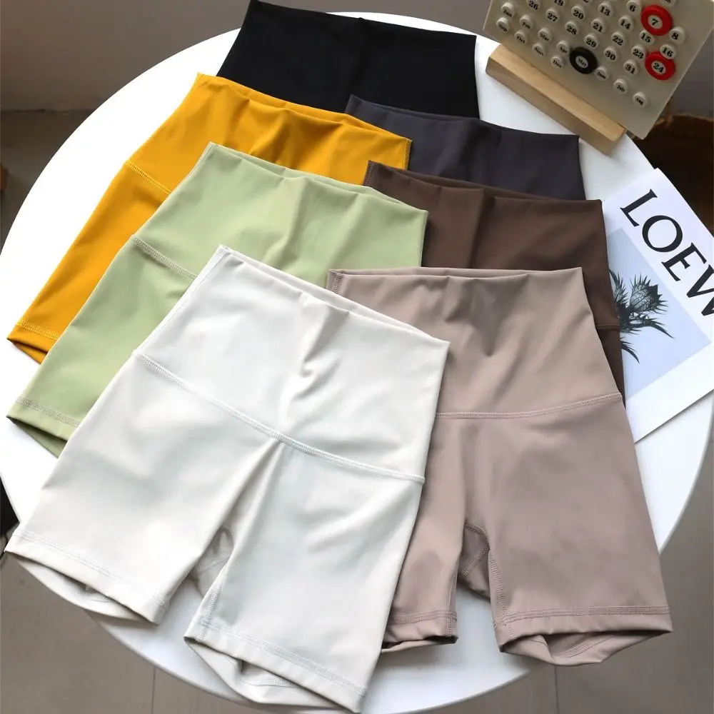 

High Elastic Nylon Sports Shorts Quick-Dry Stretch Butt-Lifting Design Running Shorts 3-Inch Length Compression Fit Yoga Shorts