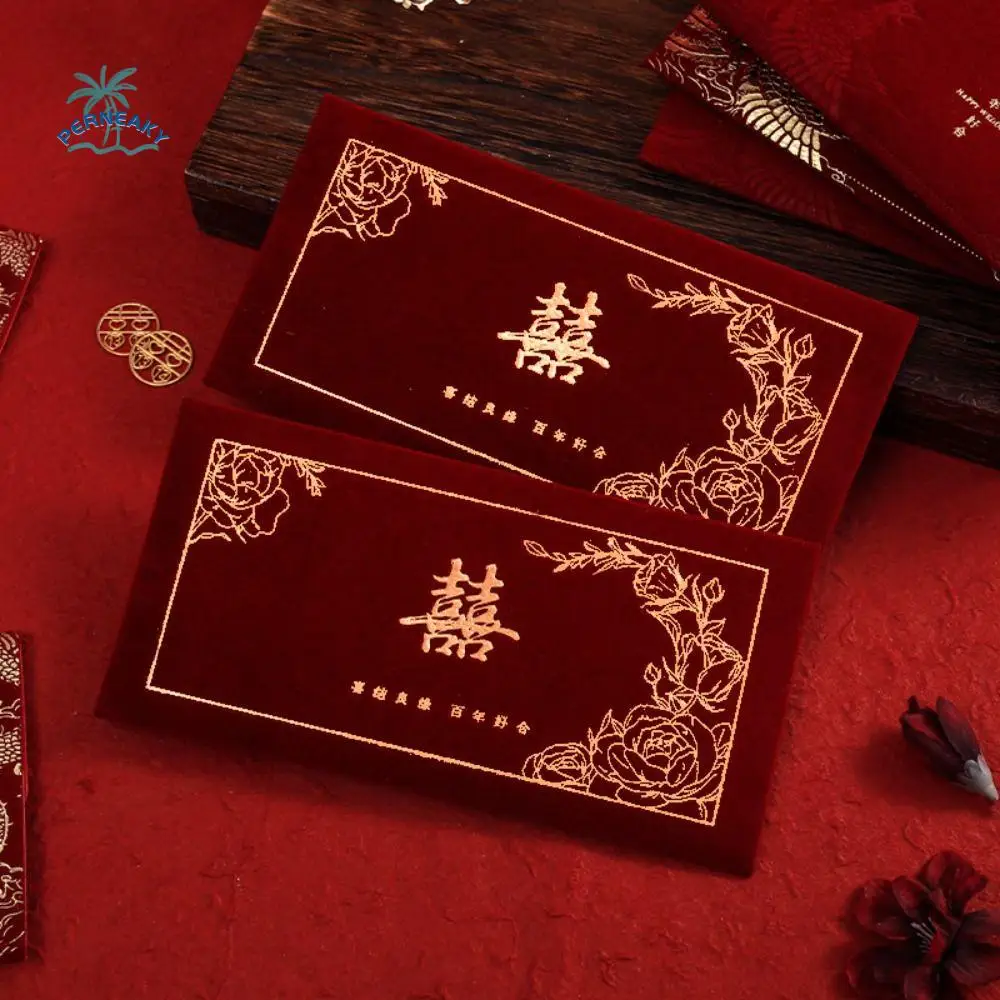 

4pcs Chinese Style Wedding Red Envelopes Flocking Paper Traditional Money Packets Blessing Hongbao Gifts Packing Bags