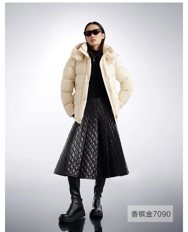 BOSIDENG Women Hooded Short Goose Down Coat 90% Goose Down 700+ Loft Shiny Fabric Adjustable Waist Puff Winter Outerwear