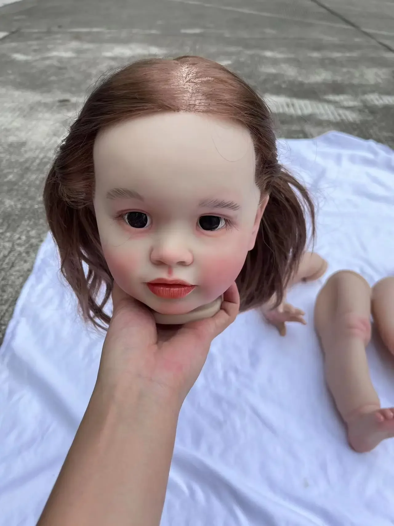 تخصيص محدود العرض 26 بوصة تولد من جديد الطفل بيبا مع الشعر الجذور اليدوية صور حقيقية رسمت عدة DIY جزء هدية الكريسماس