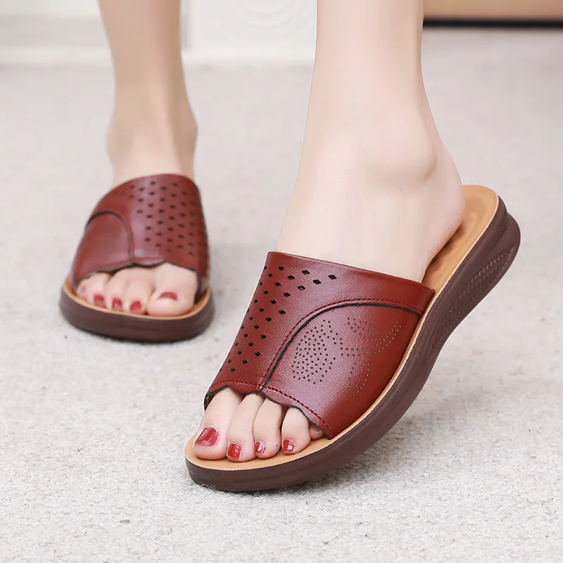 Sandals Woman Summer Slippers Non-Slip Shoes Women Breathable Soft Comfortable Beach Shoes Female Slip On Walking Shoes