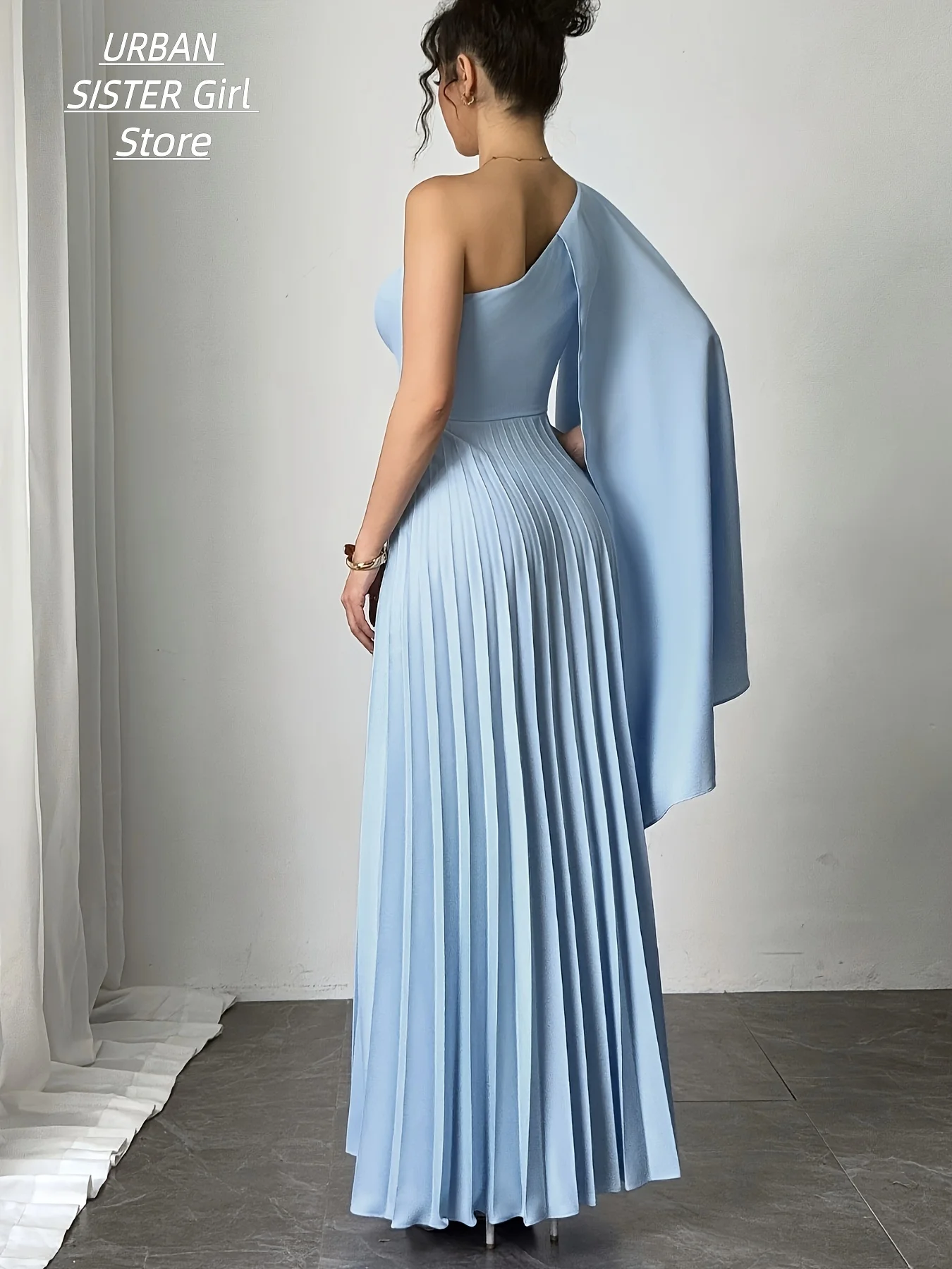 Long Gown Dress, Light Blue One-Shoulder Cape, High-Waisted Full-Length Pleated Floor-Length Style, Light Luxury Minimalist Elegant Style, Suitable for Weddings, Bridesmaids, Guests, Graduation, Prom, Cocktail Parties, Matte Wrinkle-Resistant Flowy Fabric, Women's Formal Evening Wear