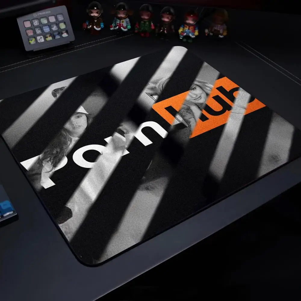 P-Porn-hubs-Tumble-P-Pornhubs Mouse Pad Gaming Laptops Keyboard Mat Deskmat Pc Accessories Desk Protector Mousepad Gamer Mats An