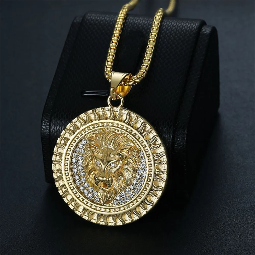 Hip Hop Iced Out Lion Head Wisiorek i łańcuszki dla mężczyzn Złoty kolor Naszyjniki ze stali nierdzewnej Biżuteria męska Bling Dropshipping